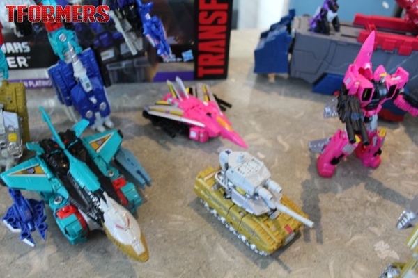 SDCC2016   More Images From Hasbro Breakfast Spotlighting Platinum Edition Liokaiser  (17 of 48)